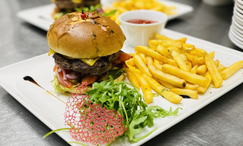 Burgeris su JAUTIENA